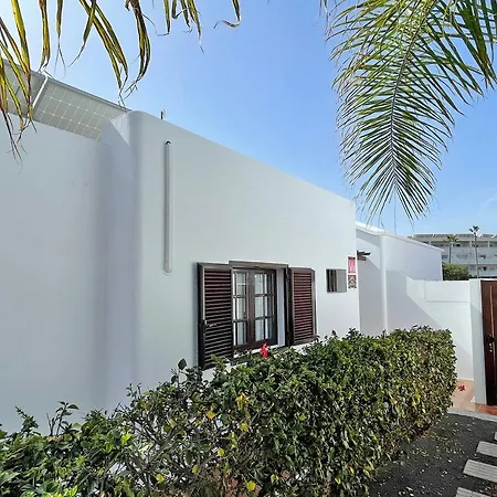 Charlotte Villa